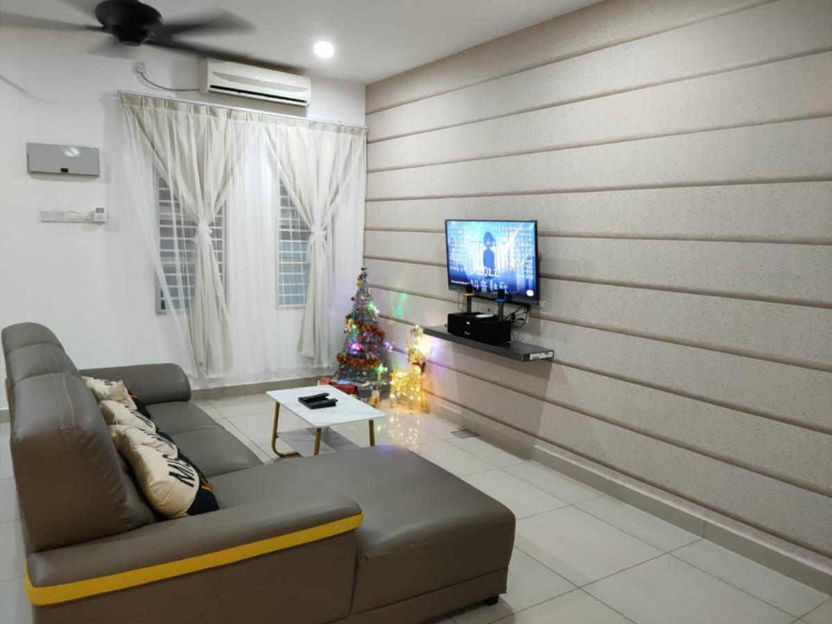 Setia Home Sitiawan Ktv 12+4 Pax מראה חיצוני תמונה